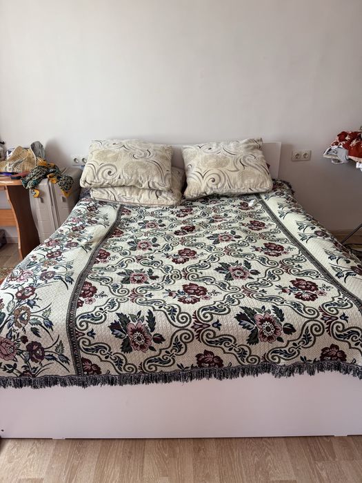 Кровать  сатылады
