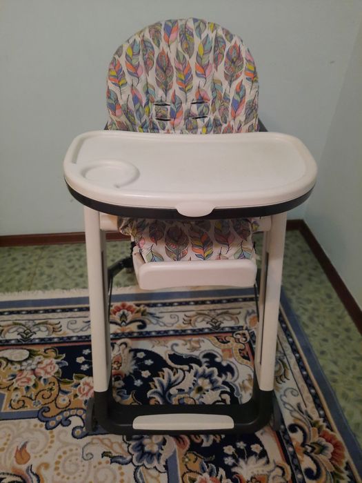 Стульчик для кормления детей