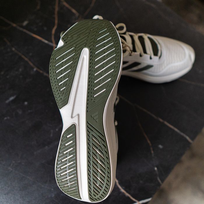 Новые оригинальные кроссовки Adidas All Day Essential (адидас)