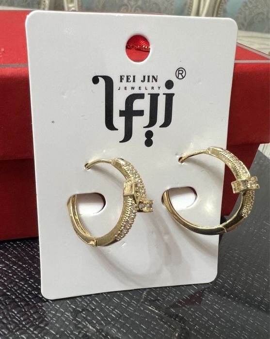 Продам серьги новые