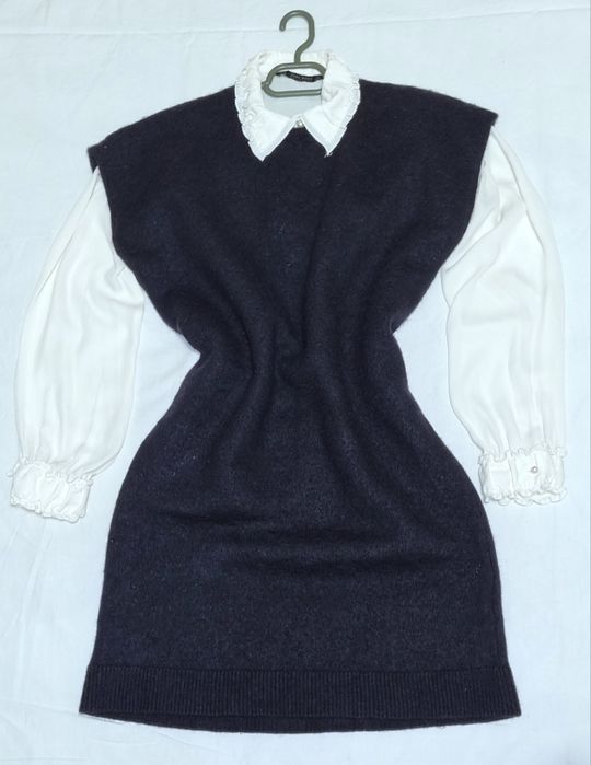 Rochie  stil vesta fără maneci, 80% lână