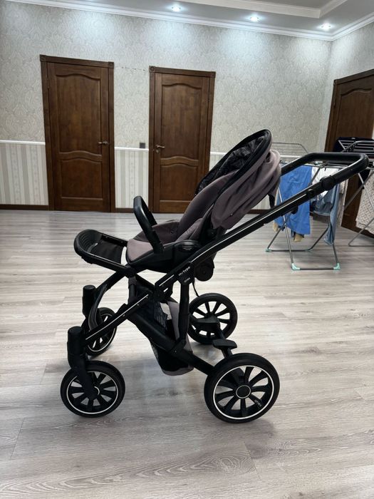 Продам коляску anex m/type