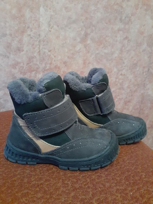 Сапожки детские.
