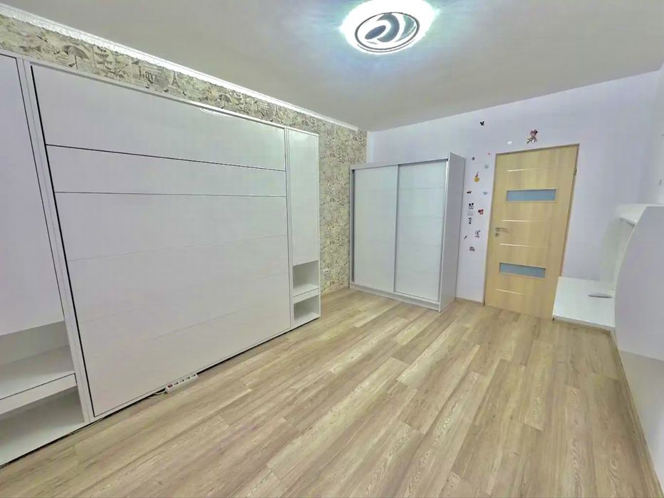 DIRECT PROPRIETAR vand Ap. 3camere Parter INALT-80mp si 103mp Gradina