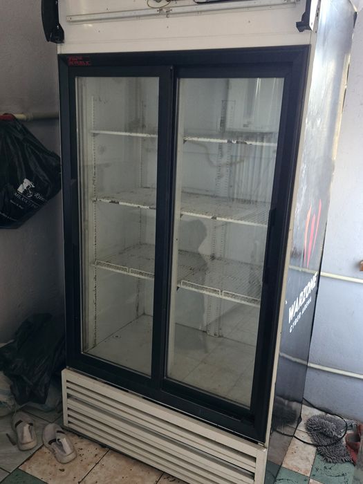 Продам холодильник