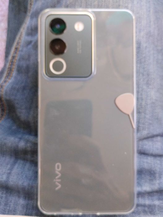 Продаётся новый телефон vivo v 29e 5G