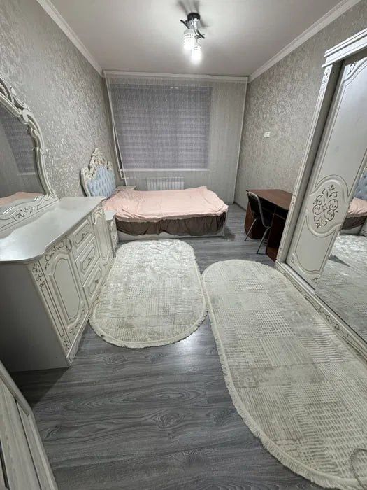 Район: Чиланзарский 8-квартал 500