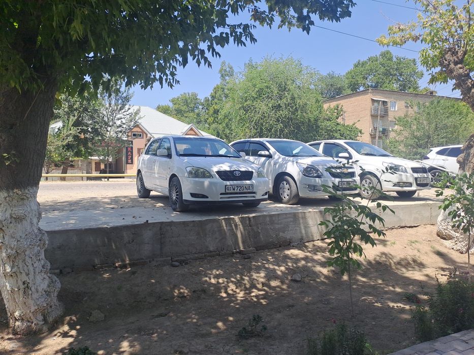 Тайота королла 2002