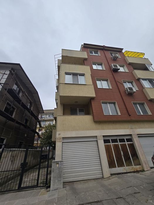 3-стаен в Плевен-Идеален център площ 110 цена 165000