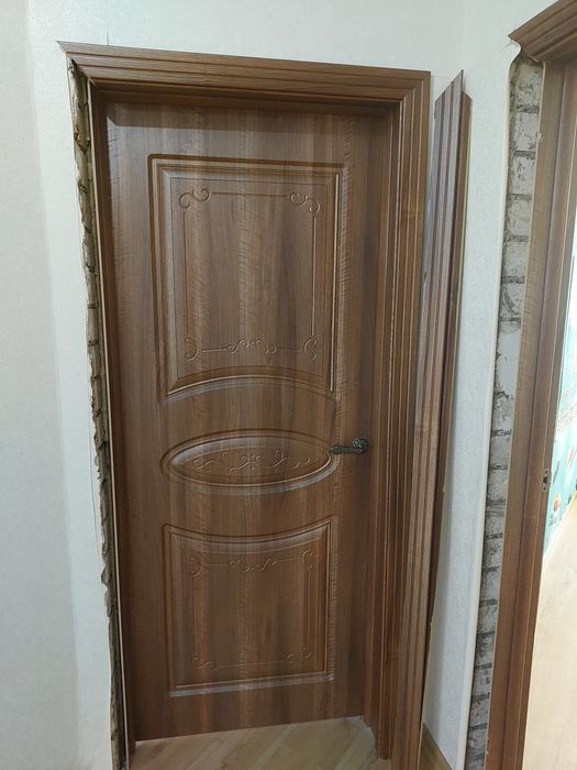 Продам межкомнатные двери б/у