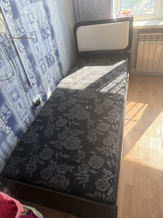 Продаю диван  б/у , отличном состояние