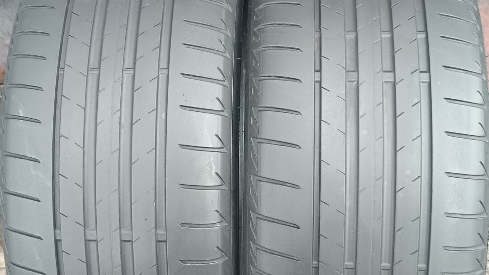 225/45/17 Bridgestone Дот 0523