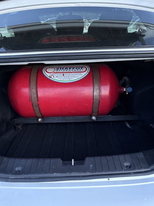 Nexia 3 aftomat srochna sotiladi benzin gaz