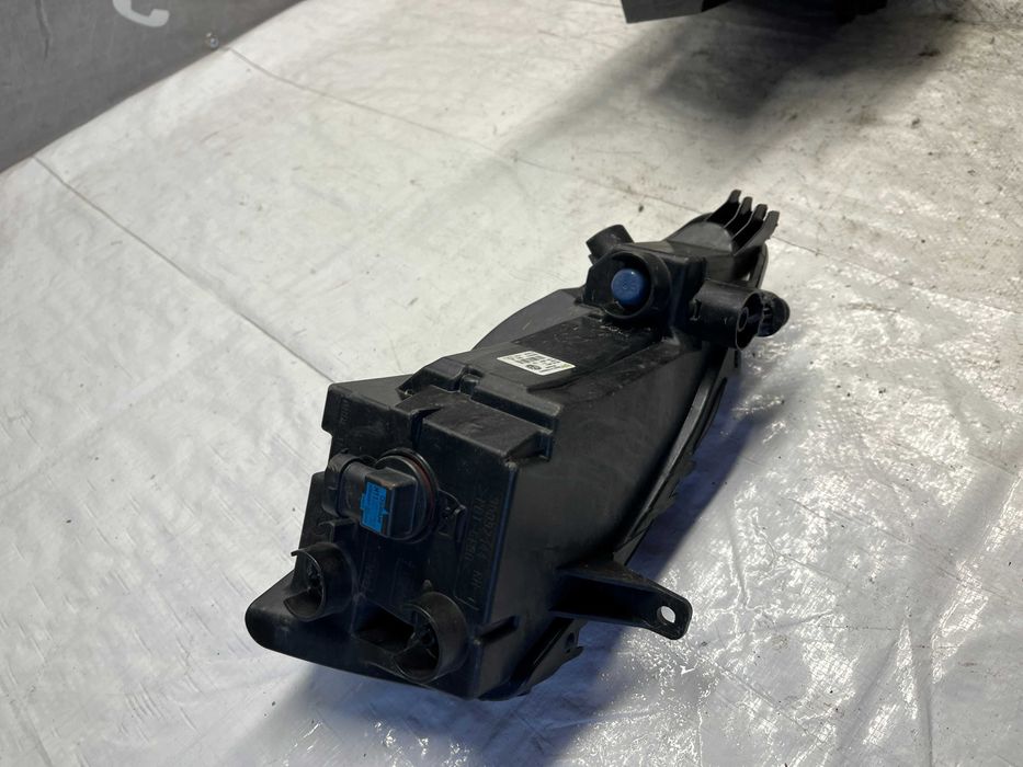 Халоген Volkswagen Golf 7