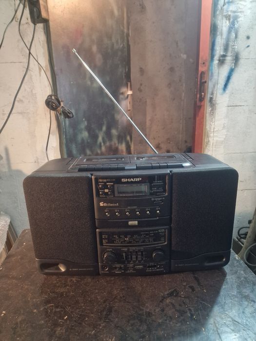 Касетофон  SHARP