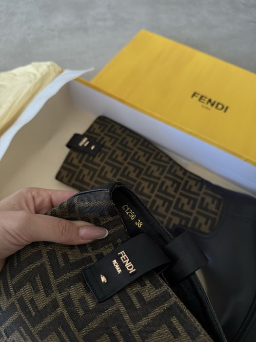 Оригинални ботуши Фенди / Fendi