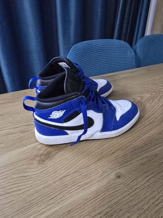 Vand Nike Air Jordan 1 marimea 34
