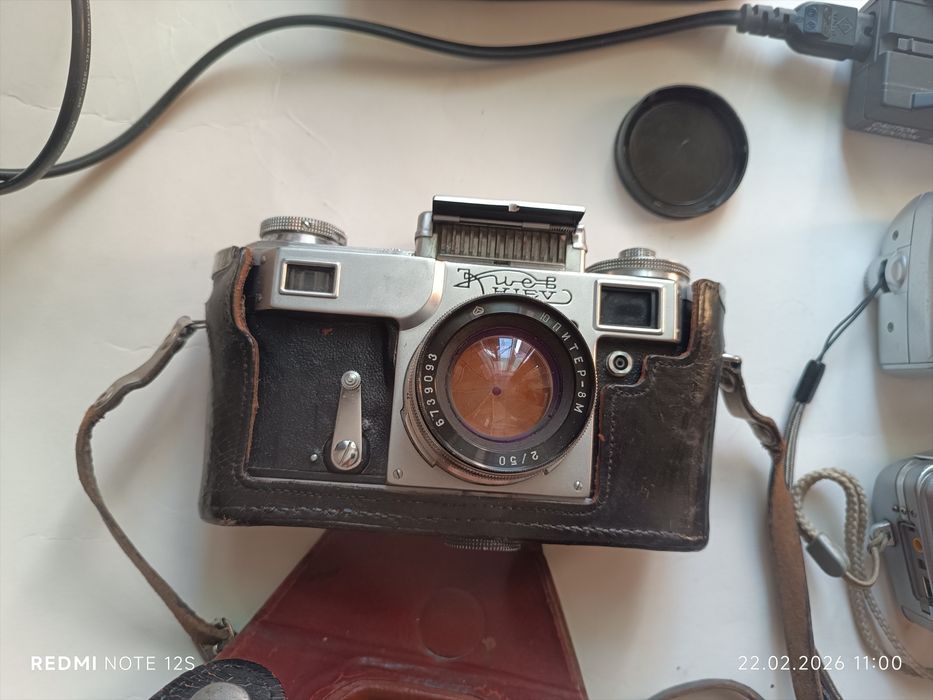 Фотоаппараты Зенит,Киев,олимпус 2шт