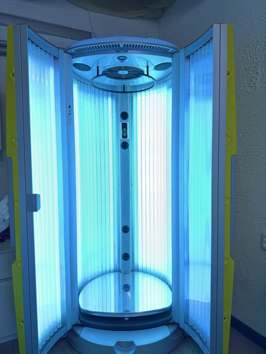 Солярий Luxura v7