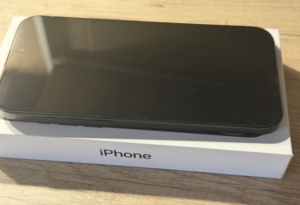 Vand iphone 16 pro max!