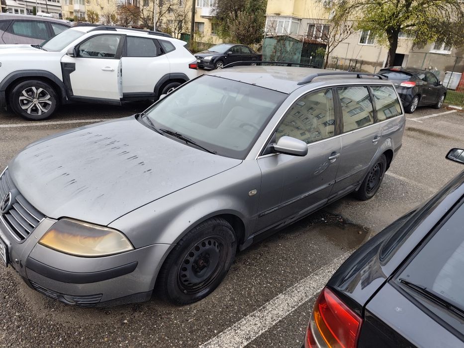 Vând Passat b5 2001  break  pentru dezmembrat