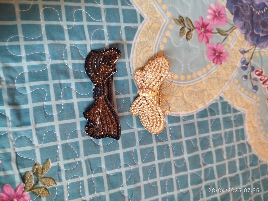 Aksessuarlar  taqinchoqlar