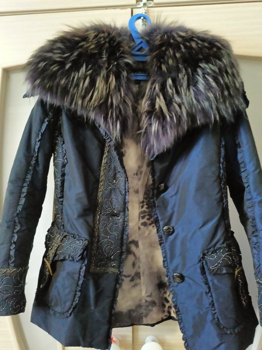 Продам демисезонную куртку