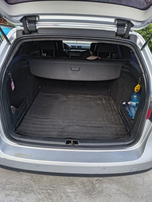 Vând Volkswagen Passat 2010 sau schimb