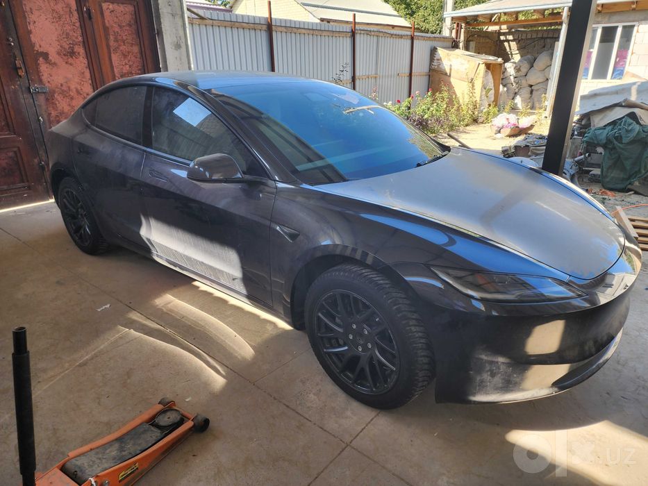 tesla model 3 Highland