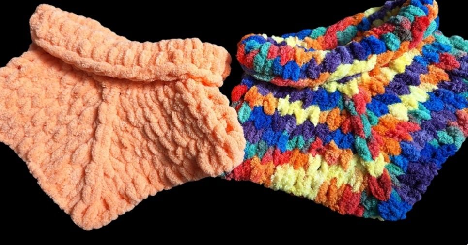 Ръчно плетен шал-яка от прежда Ализе пуфи