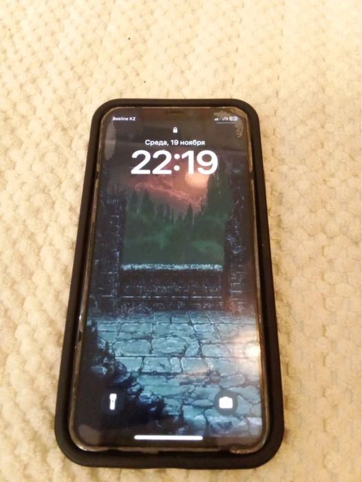 Айфон 11 в хорошем состояний