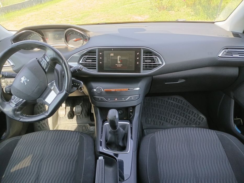 Peugeot 308 vând sau schimb