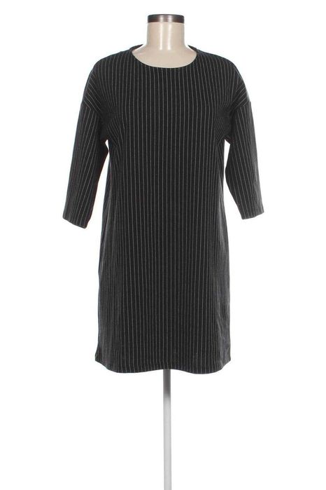 Rochite revelion Steilmann, 38-40/ office Mango, 42-44