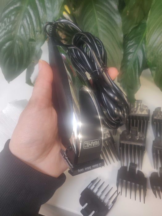 Masina de tuns profesionala Wahl, cu toate accesoriile