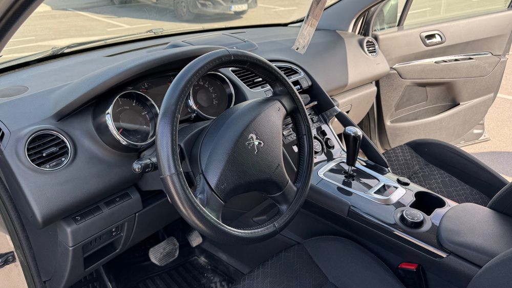 Продавам PEUGEOT 3008 HDI