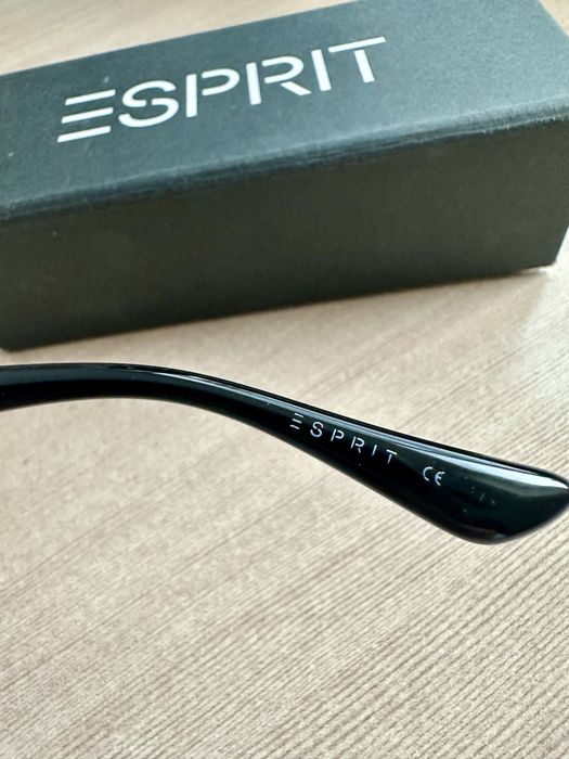 Слънчеви очила Esprit унисекс в отлично състояние