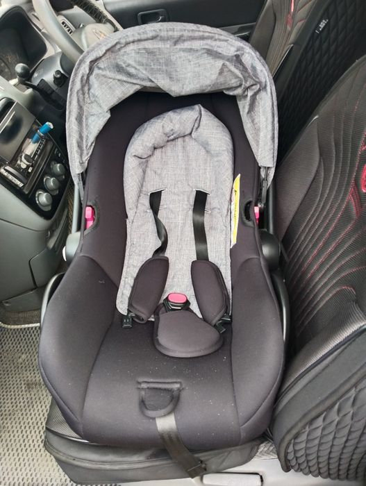 Продам коляску с автолюлькой