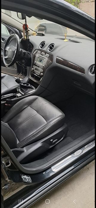 Ford Mondeo GHIA