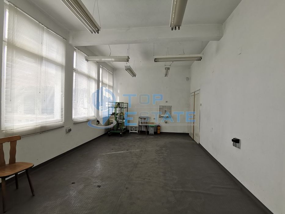 Продава се Промишлена сграда в Горна Оряховица - 355 кв.м за 139 €/кв.м - Снимка #5