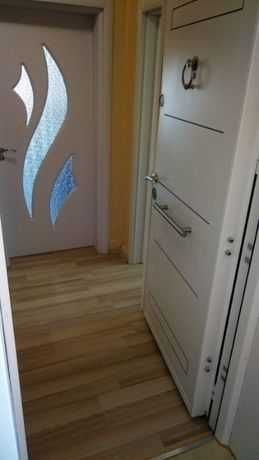 Дава се под наем Тристаен апартамент в Бургас, Славейков - 90 кв.м за 200 € - Снимка #3