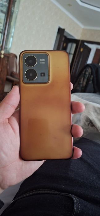 Vivi Y35  в отличном состоянии