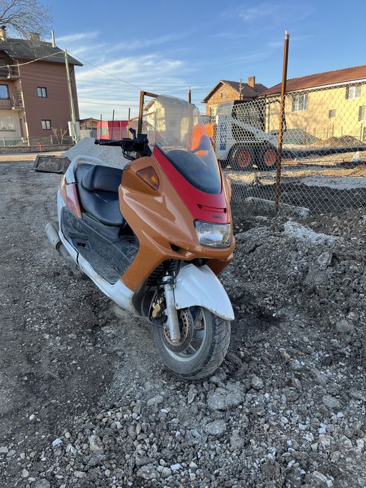 Продавам yamaha majesty 250
