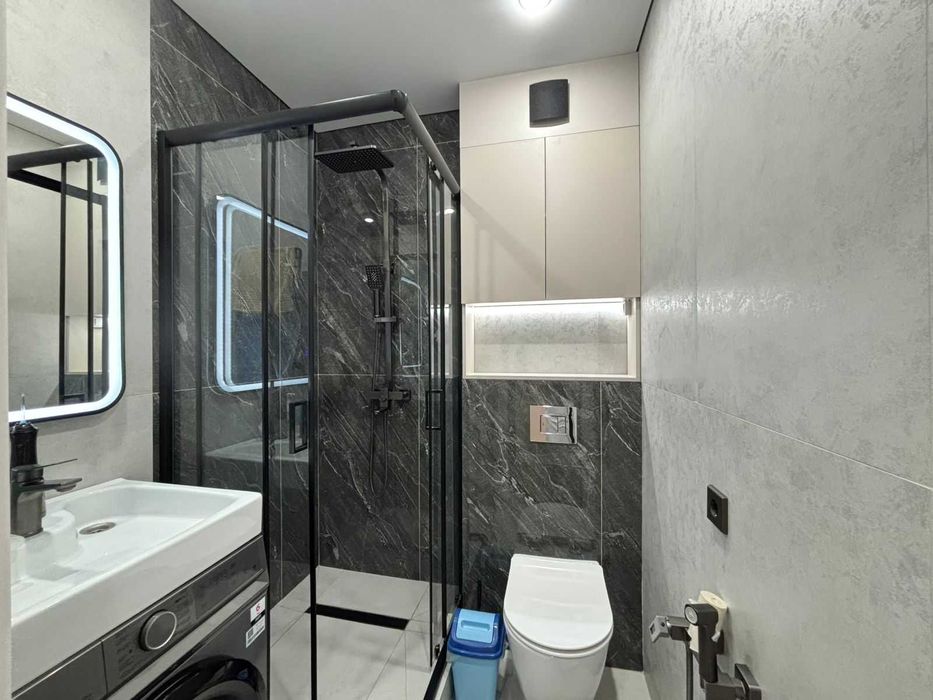 продам евро 3 комн квартиру