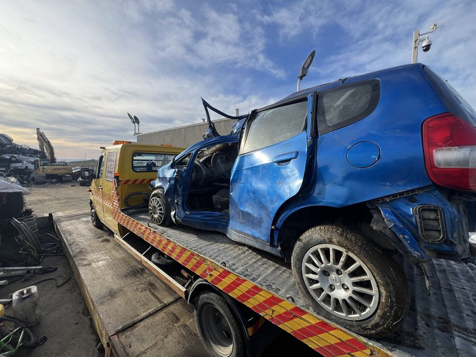 Хонда Джаз на части