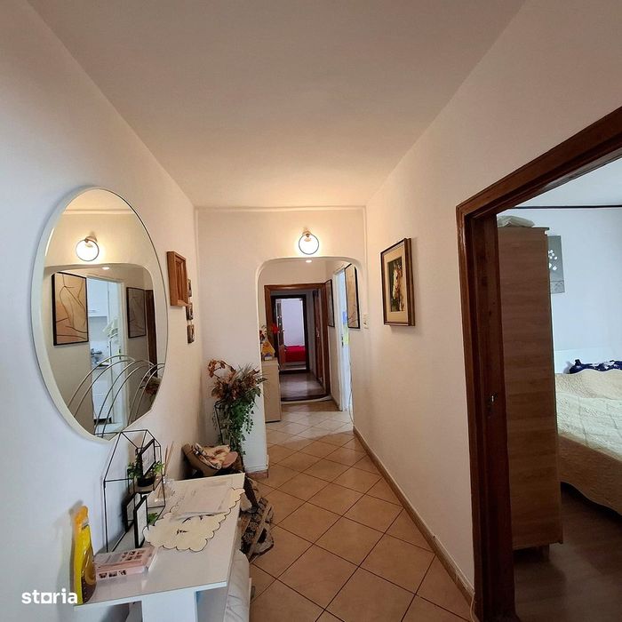 Apartament cu 4 camere , etaj 2