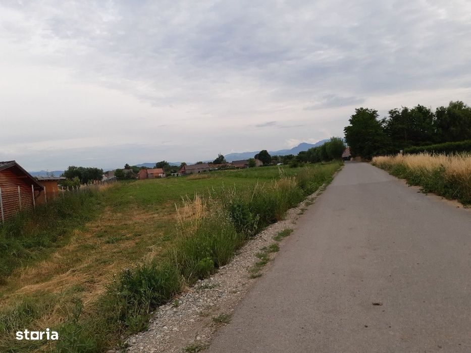 Teren intravilan construibil utilitati asfalt central Lunca Calnicului