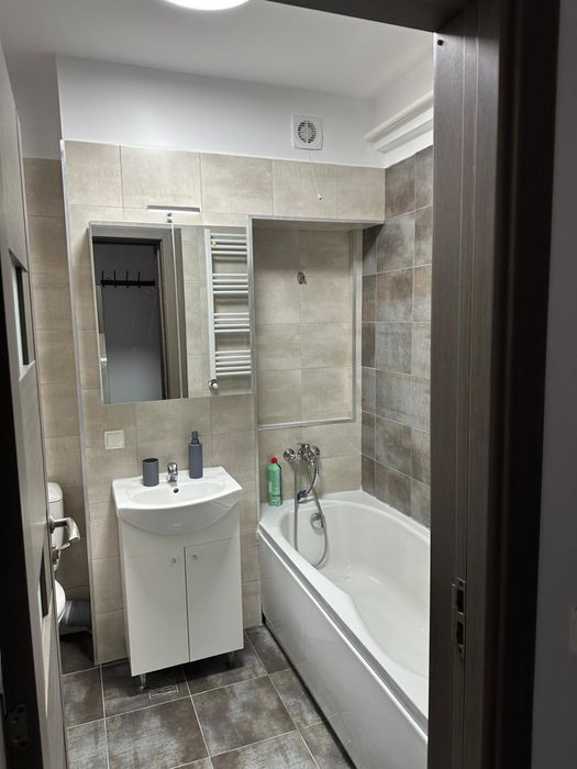 Inchiriez garsoniera Fundeni sector 2