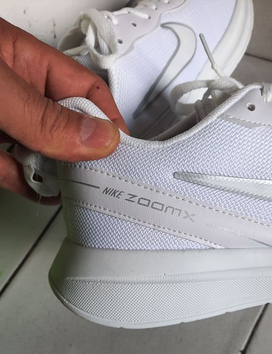 Maратонки Nike 42 номер