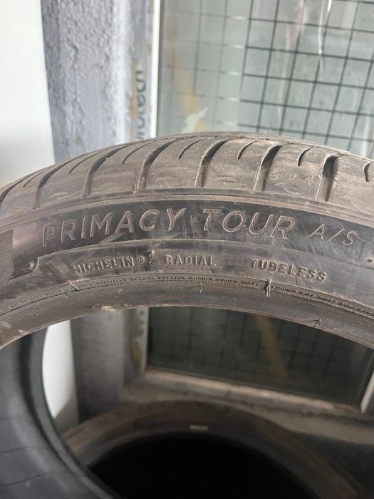 Продам летние Шины michelin 245/40/19