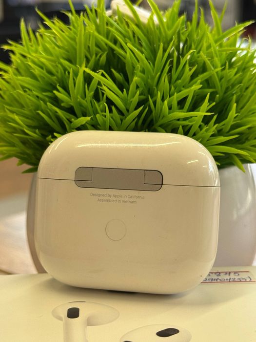 AirPods series 3